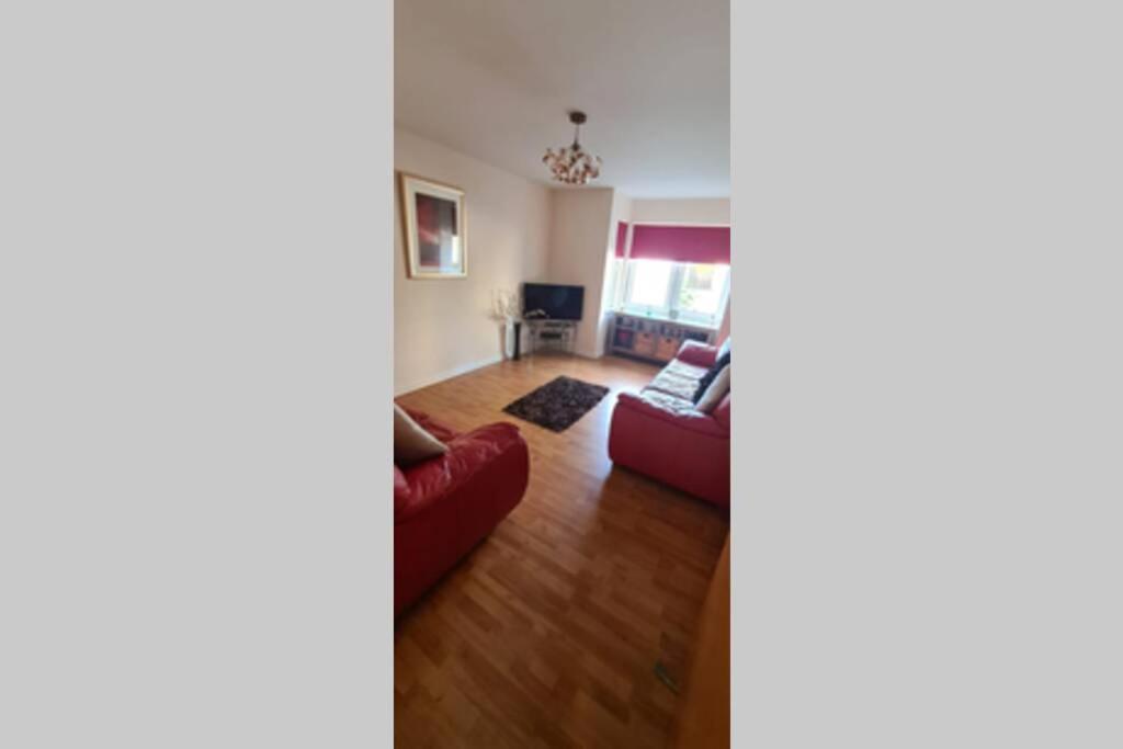 Lovely 2 Bed Apartment Close To Aberdeen Beach! 外观 照片