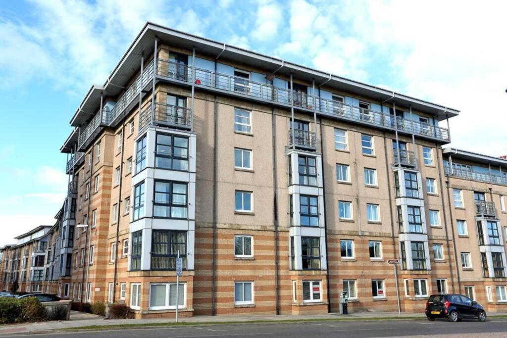 Lovely 2 Bed Apartment Close To Aberdeen Beach! 外观 照片